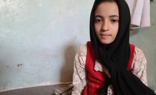 Ellefu ára stúlka í Jemen sem missti fót í sprengjuárás. Ljósmynd: Save the Children