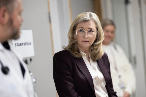Alma D. Möller heilbrigðisráðherra við opnun nýrrar farsóttareiningar á Landspítalanum