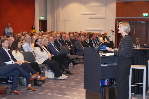 Frá opnum fundi um atvinnustefnu í september 2025.