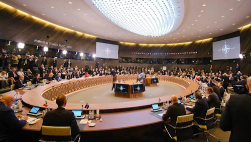 Frá varnarmálaráðherrafundi NATO í höfuðstöðvum bandalagsins í Brussel.