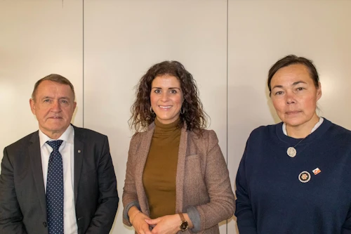 Þórdís Kolbrún átti fund með Jenis av Rana, utanríkis- og menningarmálaráðherra Færeyja, og Vivian Motzfeldt, utanríkisráðherra Grænlands.