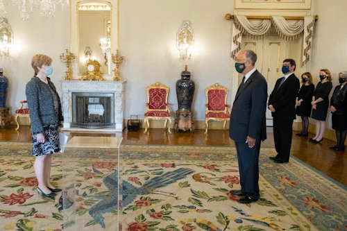 Unnur Orradóttir Ramette sendiherra ásamt forseta Portúgal, Marcelo Rebelo de Sousa