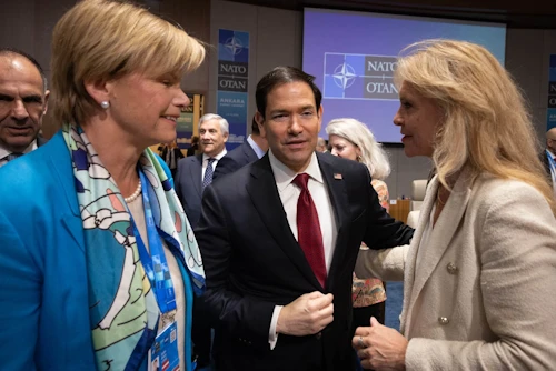 Þorgerður Katrín Gunnarsdóttir utanríkisráðherra ásamt Baiba Braže, utanríkisráðherra Lettlands, og Marco Rubio utanríkisráðherra Bandaríkjanna.