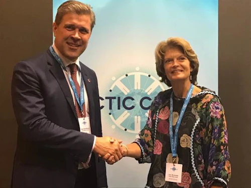 Bjarni Benediktsson, forsætisráðherra, ásamt Lisu Murkowski, öldungardeildarþingmanni Alaska