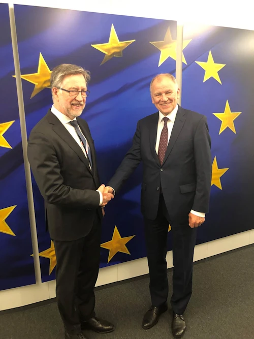 Gunnar Pálsson sendiherra og Vytenis Andriukaitis framkvæmdastjóri
