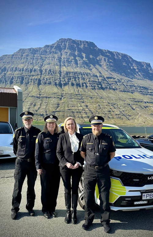 Kristján Ólafur Guðnason yfirlögregluþjónn, Margrét María Sigurðardóttir lögreglustjóri, Guðrún Hafsteinsdóttir dómsmálaráðherra og Karl Axelsson aðstoðaryfirlögregluþjónn. 