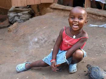 Stúlka í fátækrahverfi í Kampala