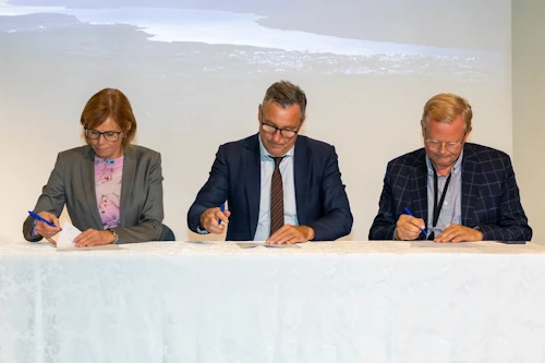 Hildigunnur Svavarsdóttir forstjóri SAk, Willum Þór Þórsson heilbrigðisráðherra og Jón Helgi Björnsson, forstjóri HSN