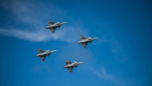Sænskar orrustuþotur af gerðinni JAS Gripen.