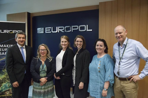 Ráðherra og fylgdarlið hjá Europol. Frá vinstri: Oldřich Martinù, Sigríður Á. Andersen, Margrét Kristín Pálsdóttir, Laufey Rún Ketilsdóttir, Ragna Bjarnadóttir og Karl Steinar Valsson.