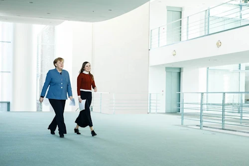 Katrín Jakobsdóttir, forsætisráðherra og Angela Merkel, kanslari Þýskalands, funda í Berlín