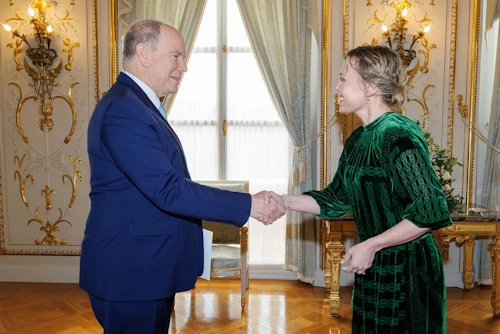 S.A.S. le Prince Albert II et S.E. Mme María Jónsdóttir, Ambassadrice d'Islande