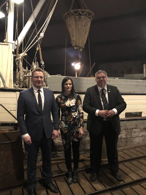 Guðlaugur Þór Þórðarson, Helga Helgadóttir, bæjarfulltrúi í Fjallabyggð, og Timo Soini, utanríkisráðherra Finnlands