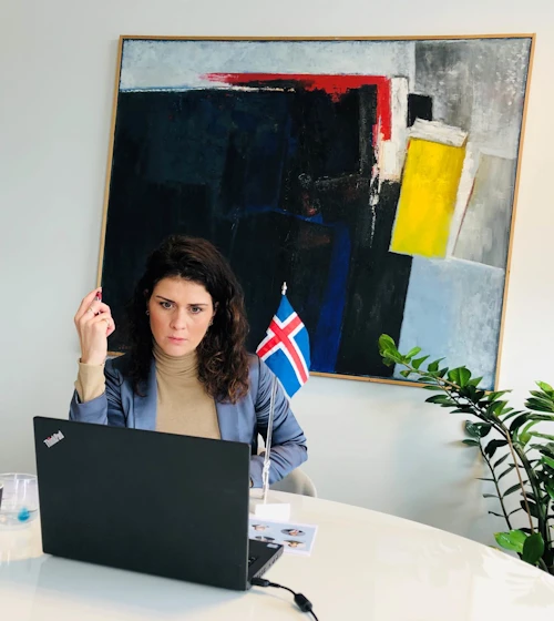 Þórdís Kolbrún Reykfjörð Gylfadóttir, ferðamála-, iðnaðar- og nýsköpunarráðherra 