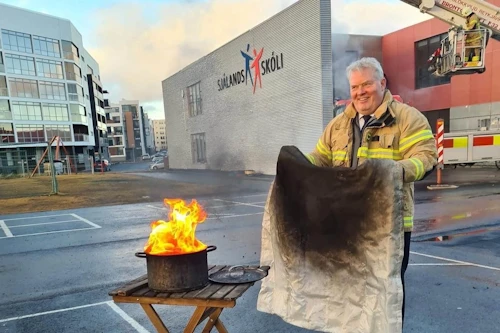 Sigurður Ingi við setningu eldvarnaátaks slökkviliðsmanna í Sjálandsskóla