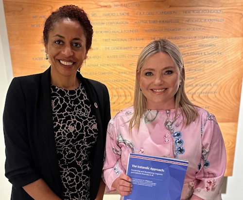 Anna Makanju aðstoðarframkvæmdastjóri alþjóðamála Open AI og Lilja Alfreðsdóttir menningar- og viðskiptaráðherra.