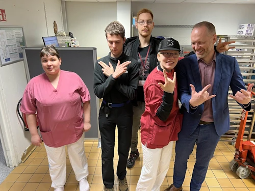 Helga Davíðsdóttir, Shane Kristófer Mapes, Róbert Alexander Erwin, Védís Harðardóttir og Guðmundur Ingi Guðbrandsson, félags- og vinnumarkaðsráðherra. 