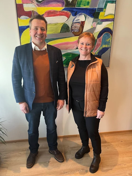 Guðlaugur Þór Þórðarson, umhverfis-, orku- og loftslagsráðherra, og Ásgerður Kristín Gylfadóttir, stjórnarformaður SASS.