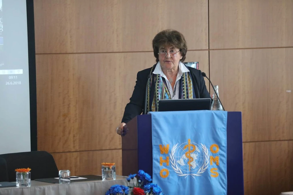 Zsusanna Jakab