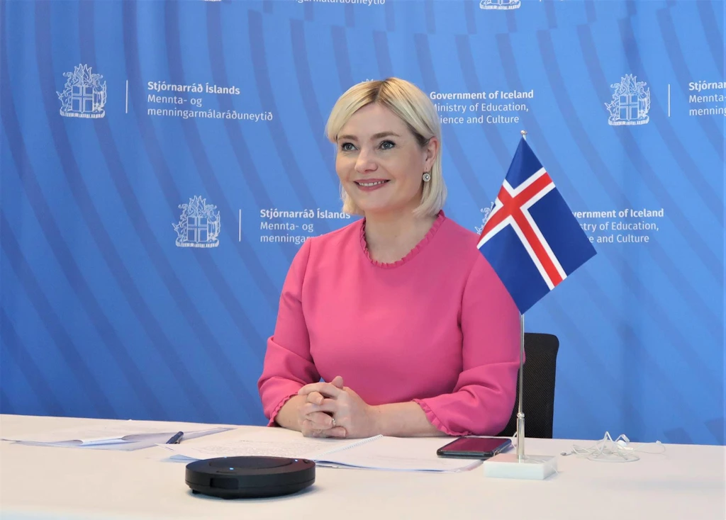 {image.Description}